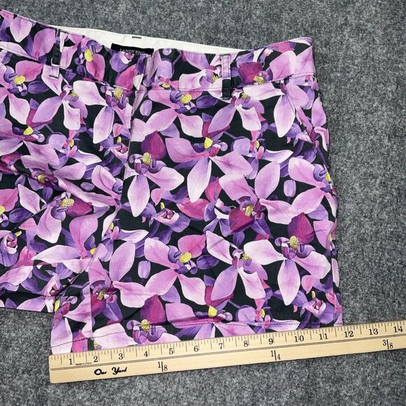 Lands’ End Shorts Womens Size 10 Purple Floral Chino Casual - Picture 8 of 10